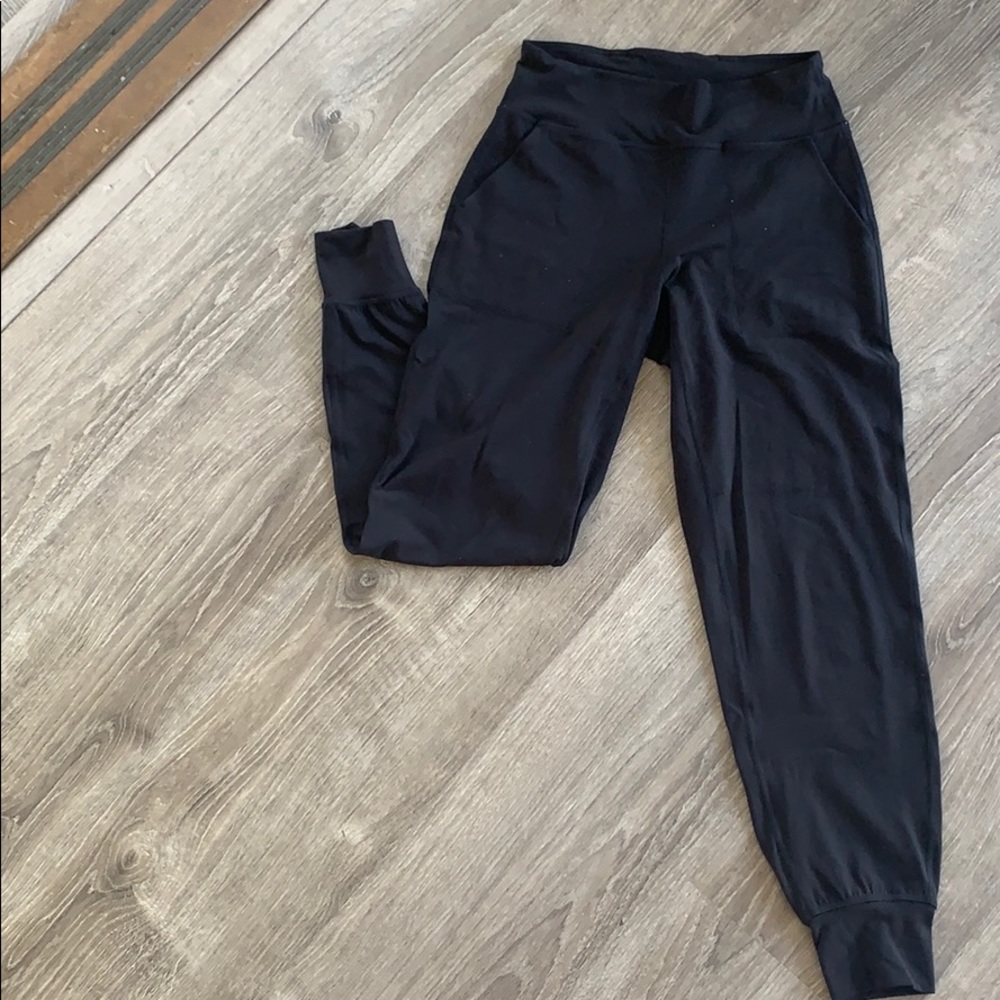 Lululemon Black Align Joggers - Size 6